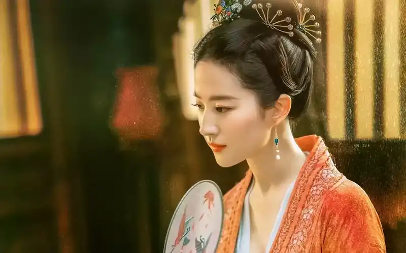 超震撼！刘亦菲古装仙女造型最美图片，世间竟然有如此美的女子